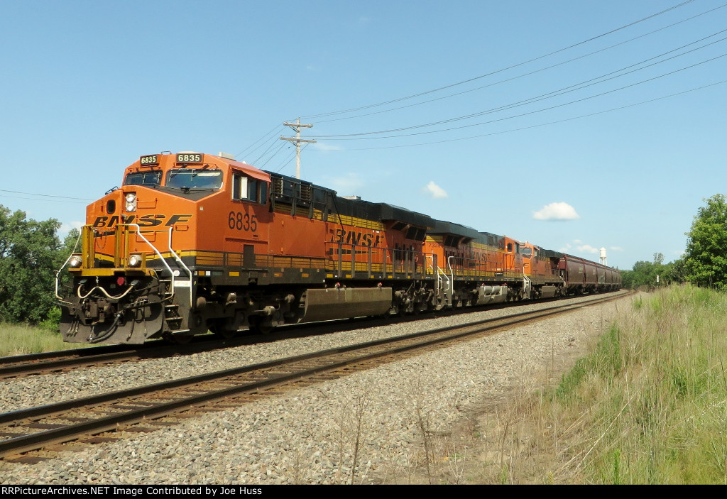 BNSF 6835 East